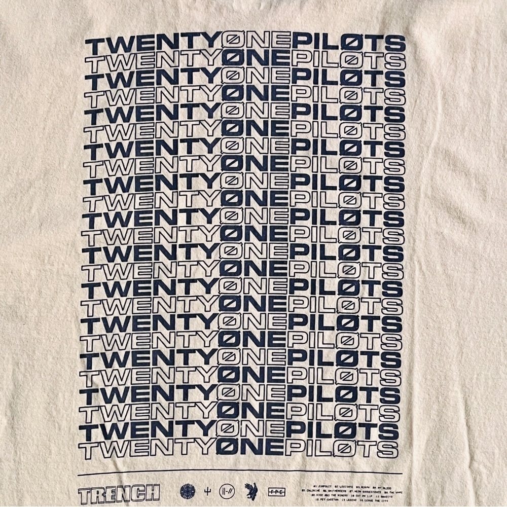 21 Pilots XXL Long Sleeve T Shirt Hanes